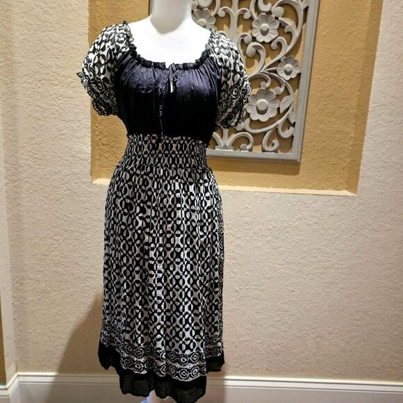 Studio West Dresses & Skirts - Studio West 1X Milkmaid 1960's 1970's Vintage Bolero Bodice Monochrome Feminine